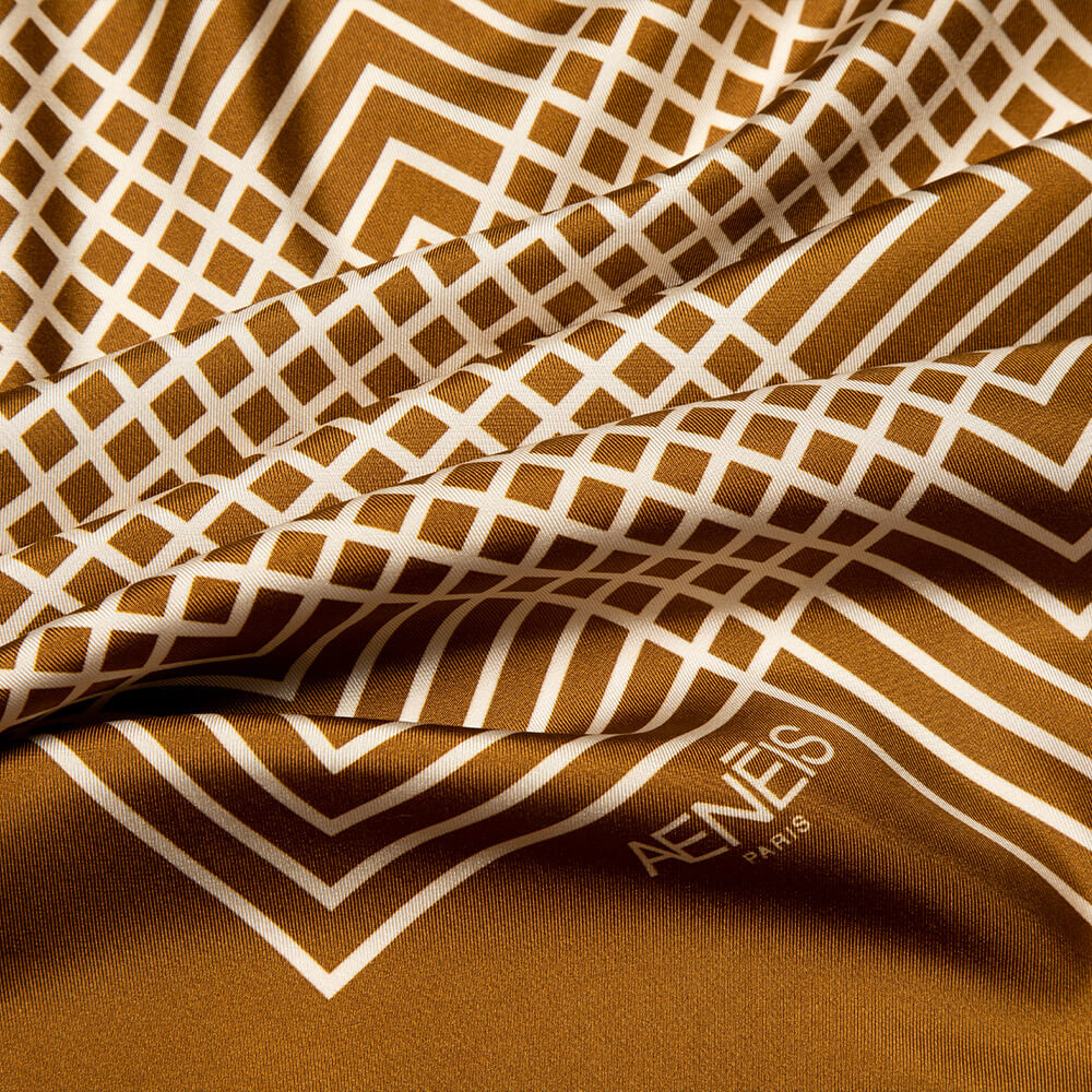 AENĒIS Minimal Illusion silk scarf Toffee